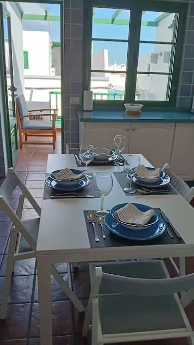 Διαμέρισμα Famarabeach2